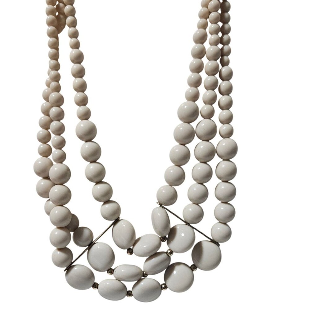 Vintage 3 Strand White Beaded Necklace Elegant Retro Classic Fashion Jewelry